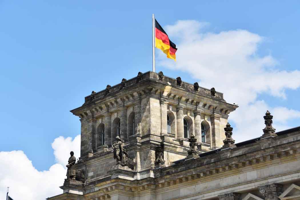 Financiele Toezichthouder Van Duitsland Sluit Bedrijf Dat Cryptocurrencies Verkoopt Cryptobenelux.jpg