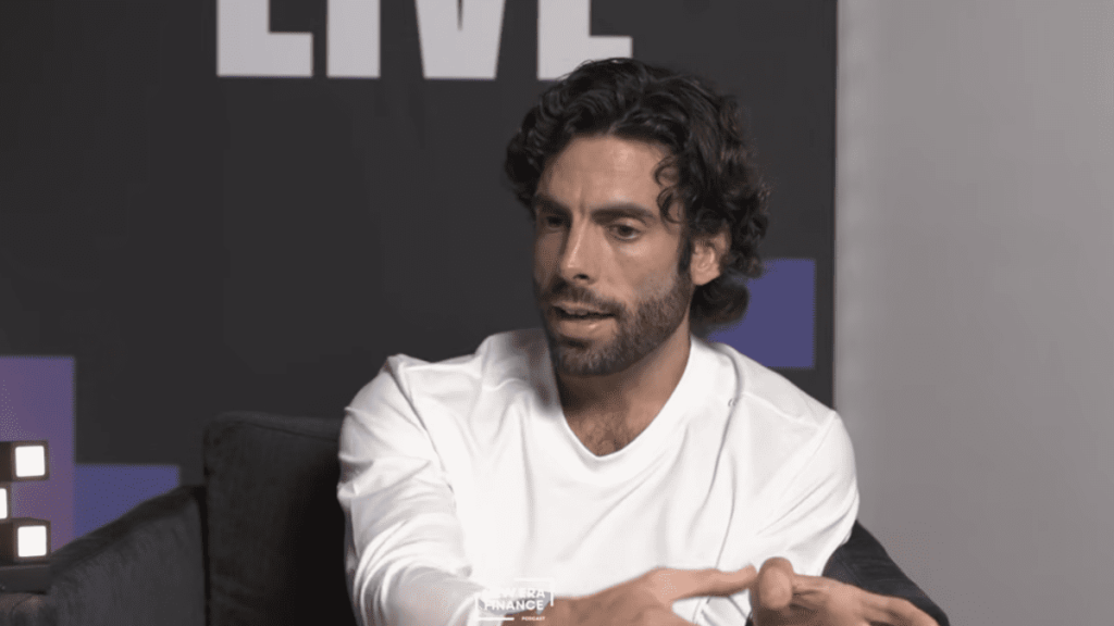 Base Interview Michael Poppe.png