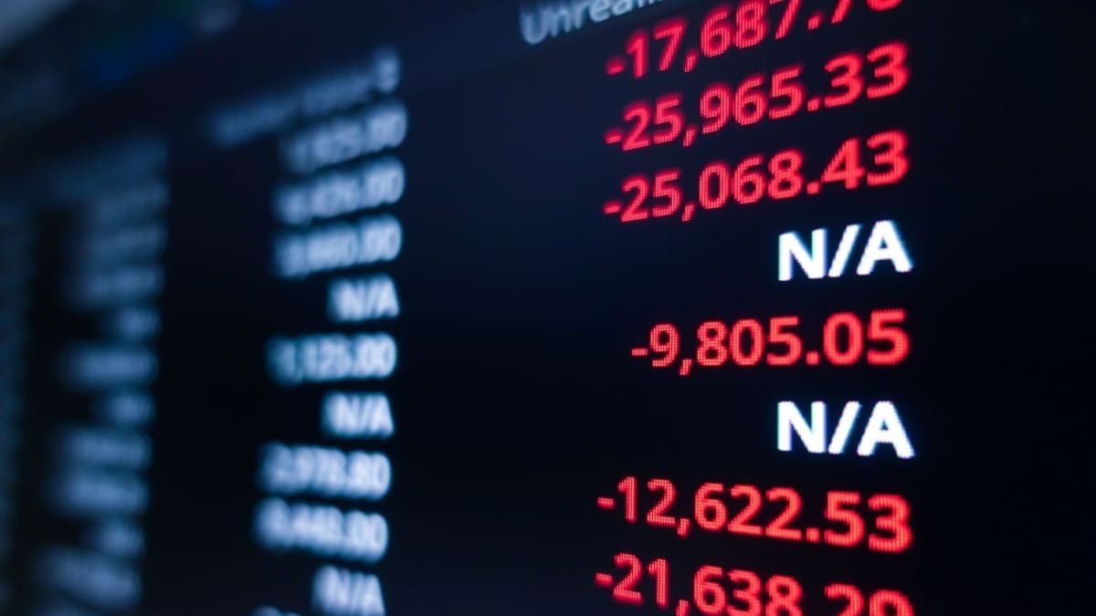 Bitcoin Ethereum Etfs Millions Outflow E1766410621537.jpg