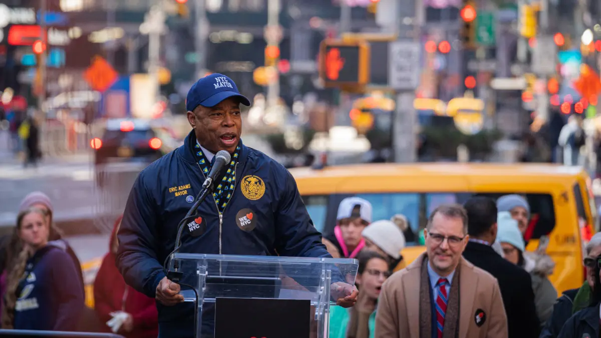 Een Afbeelding Van New York City Burgemeester Eric Adams.jpg